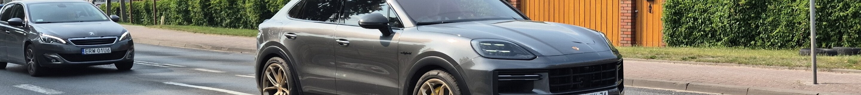 Porsche Cayenne Coupé Turbo E-Hybrid
