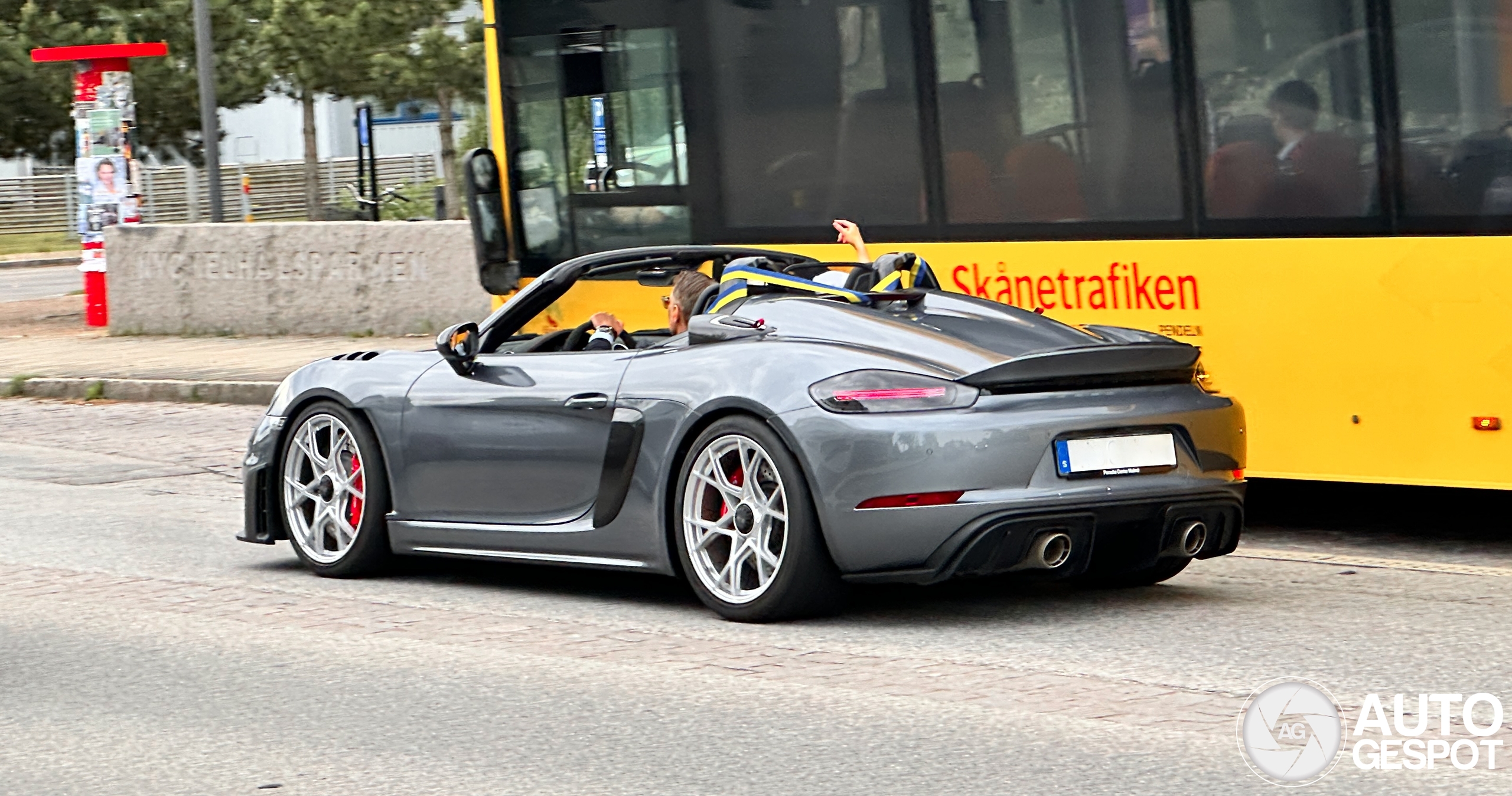 Porsche 718 Spyder RS Weissach Package