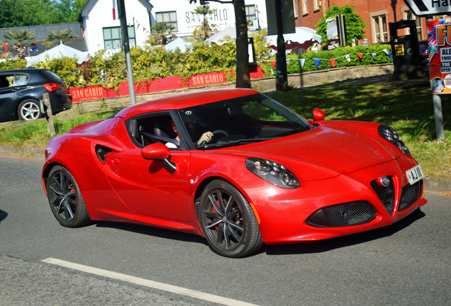 Alfa Romeo 4C Coupé