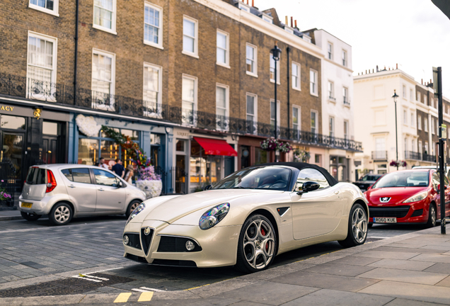 Alfa Romeo 8C Spider