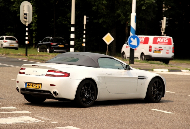 Aston Martin V8 Vantage Roadster