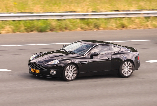 Aston Martin Vanquish S