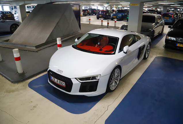 Audi R8 V10 2015