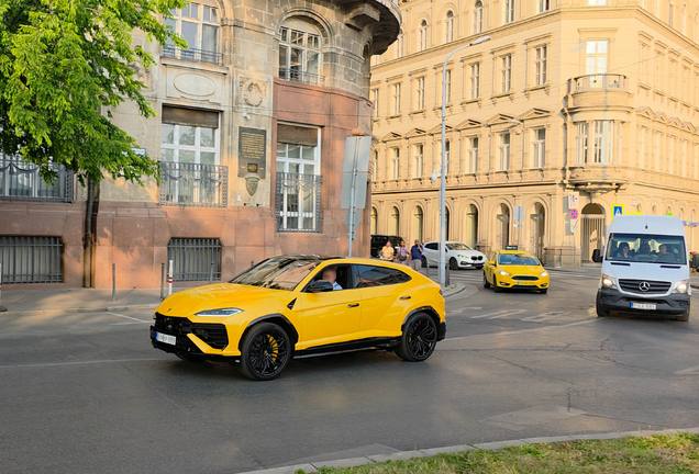 Lamborghini Urus SE