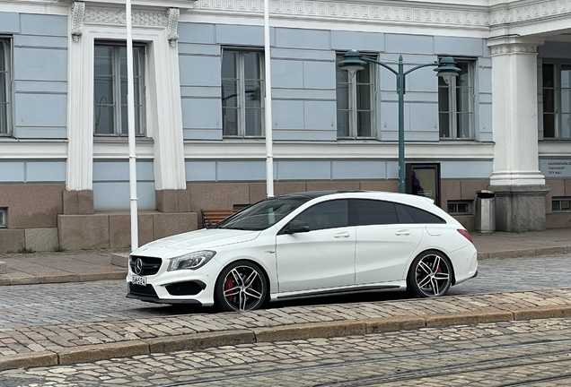 Mercedes-Benz CLA 45 AMG Shooting Brake