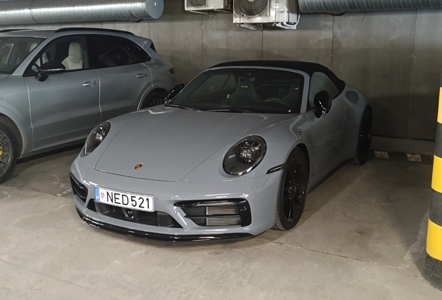Porsche 992 Carrera GTS Cabriolet