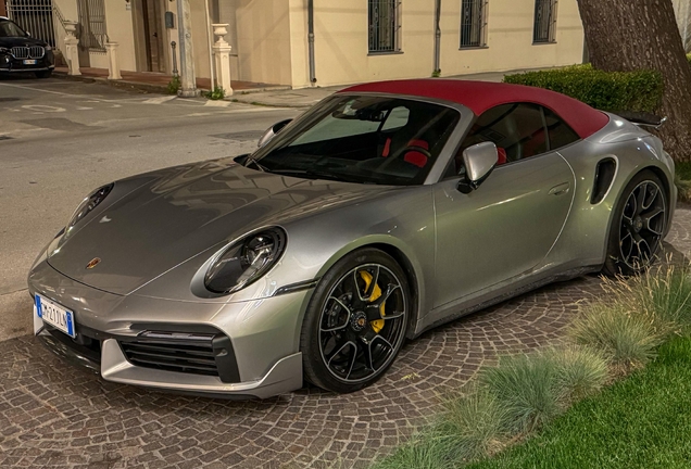 Porsche 992 Turbo S Cabriolet