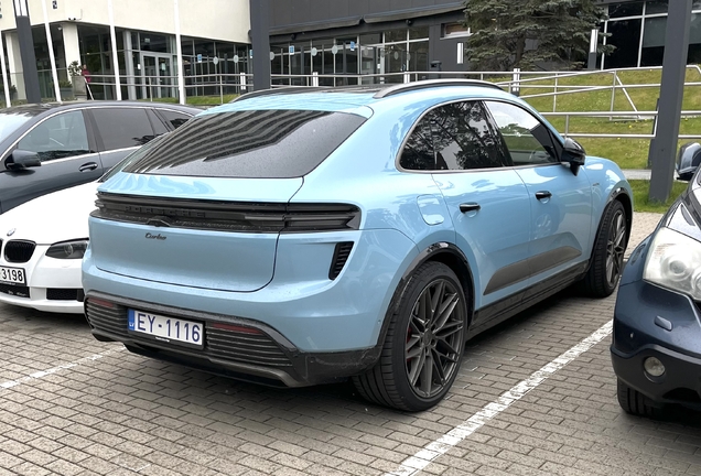 Porsche Macan EV Turbo