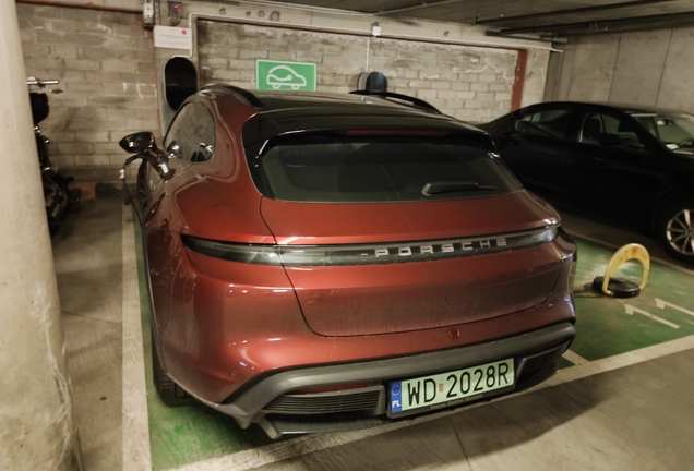 Porsche Taycan Turbo Cross Turismo