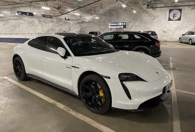 Porsche Taycan Turbo S