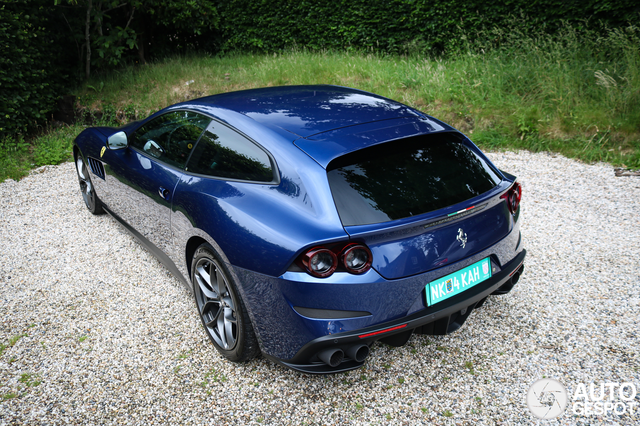 Ferrari GTC4Lusso T