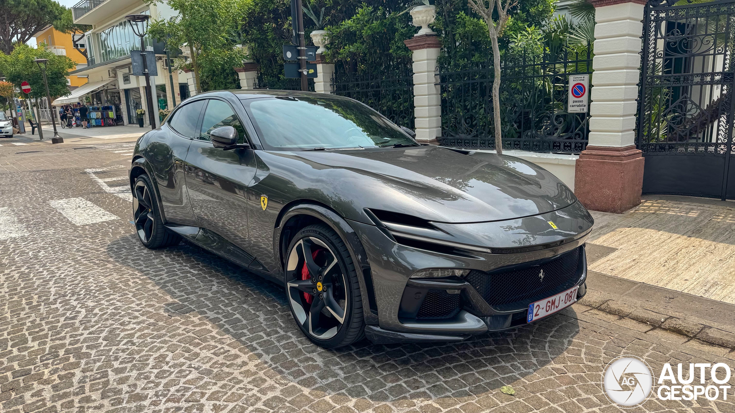 Ferrari Purosangue