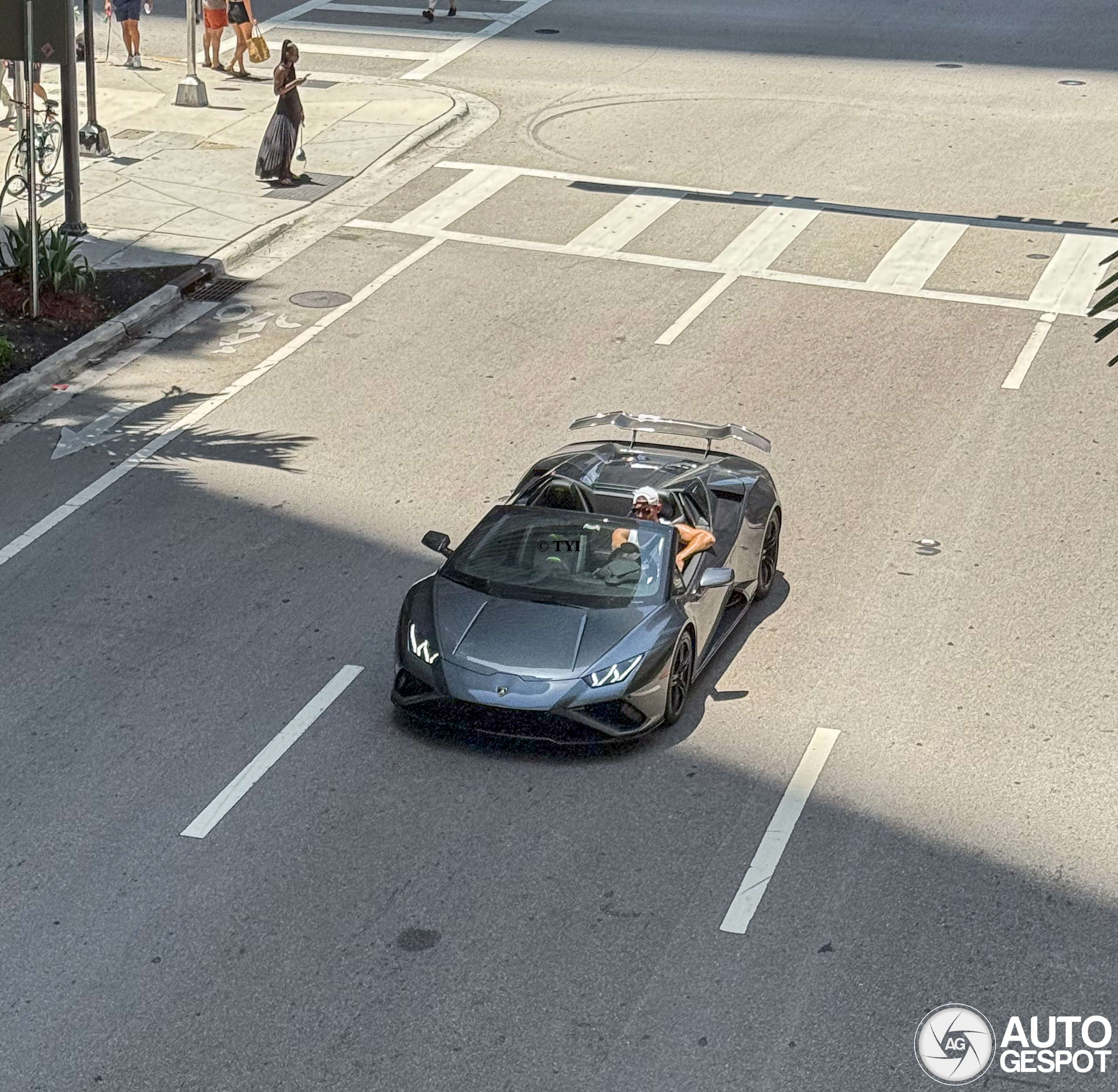 Lamborghini Huracán LP610-2 EVO RWD Spyder