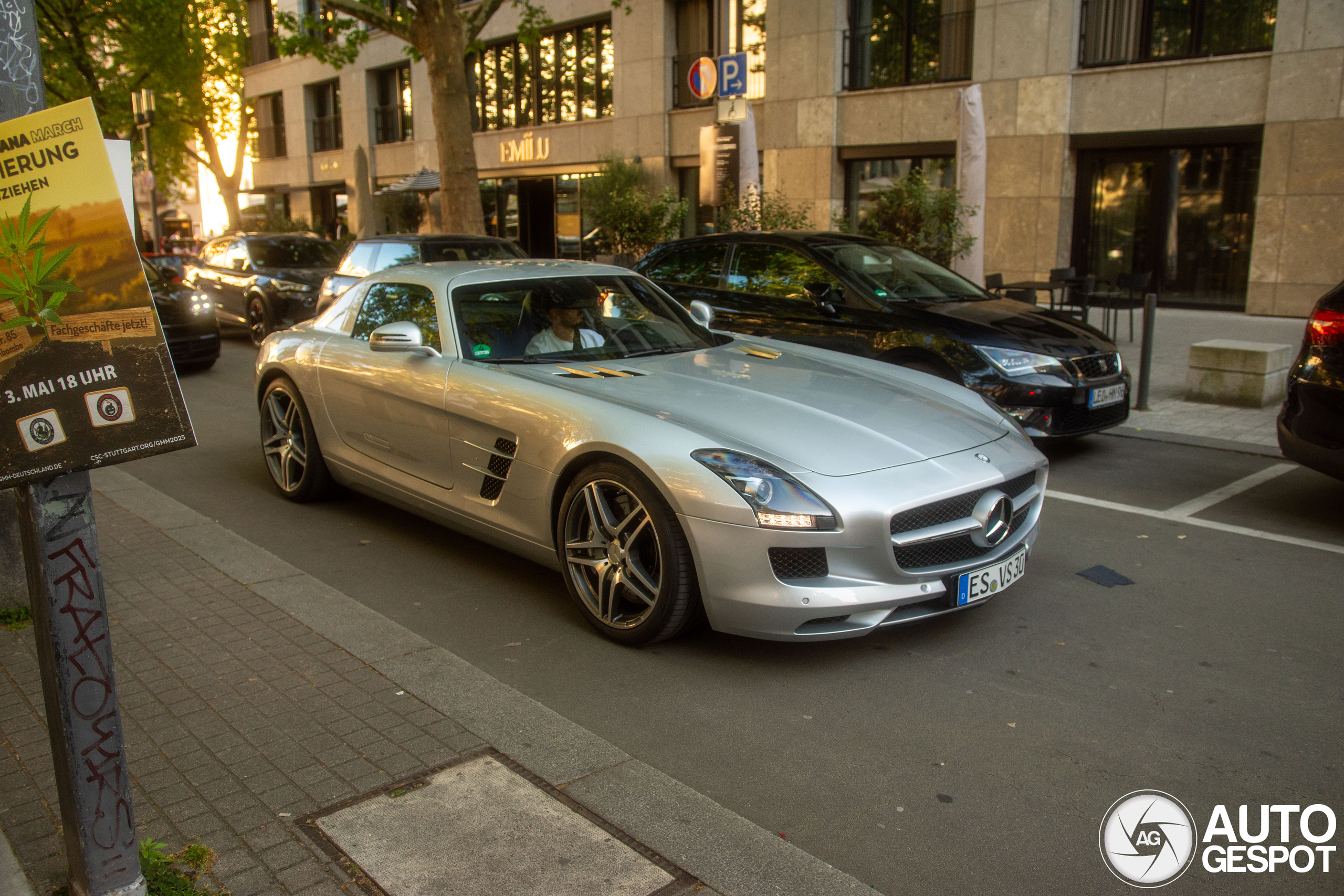 Mercedes-Benz SLS AMG