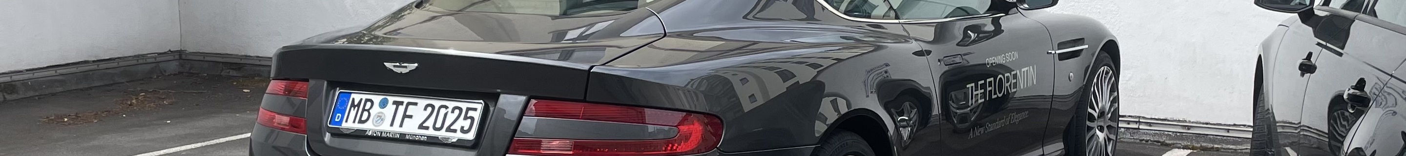 Aston Martin DB9
