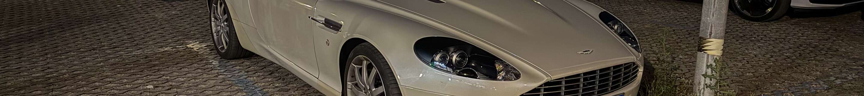 Aston Martin DB9 Volante