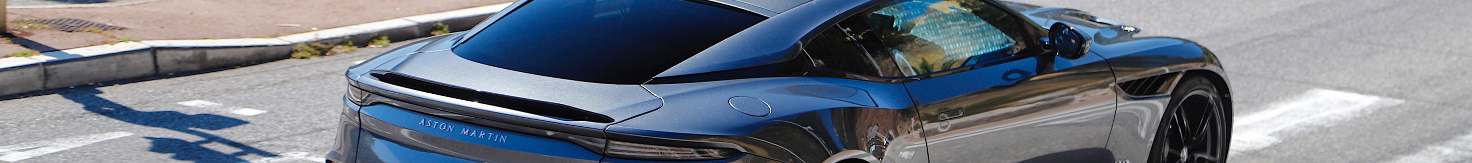 Aston Martin DBS Superleggera