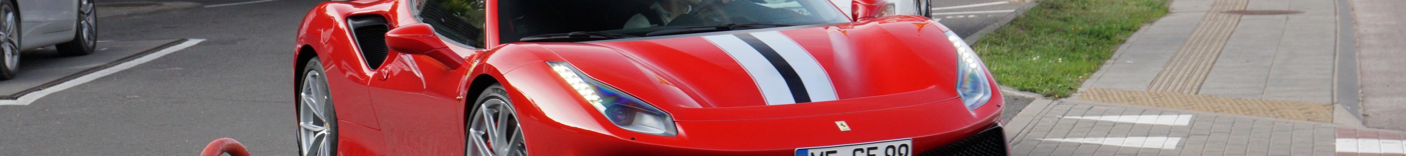 Ferrari 488 Pista