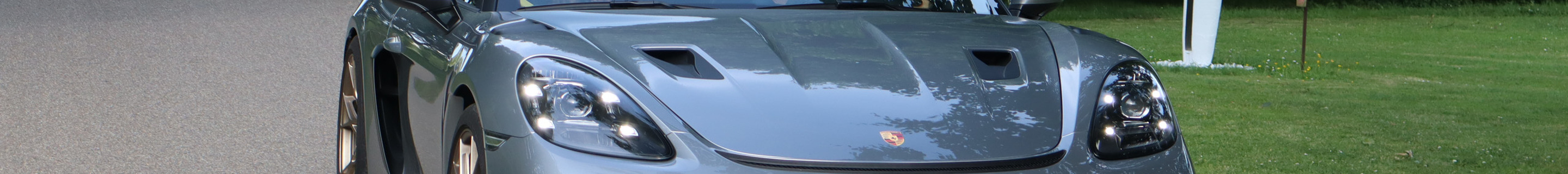 Porsche 718 Spyder RS