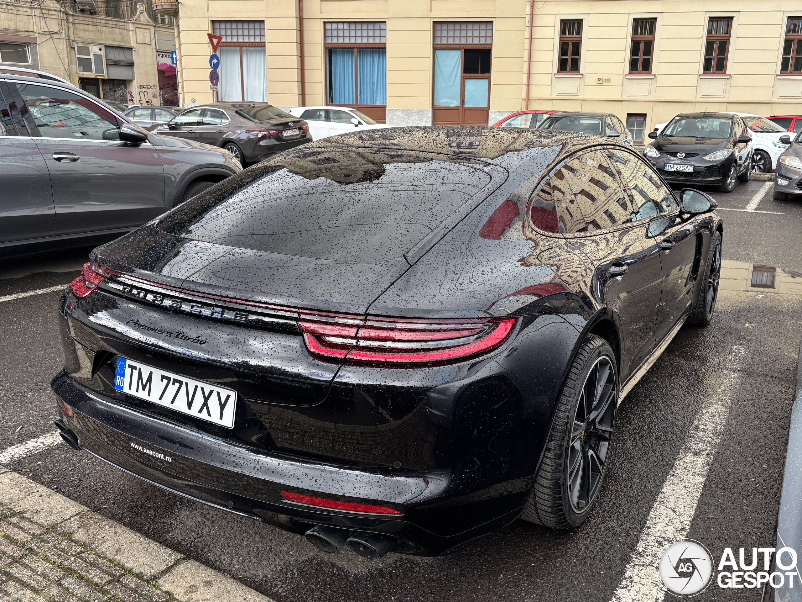 Porsche 971 Panamera Turbo
