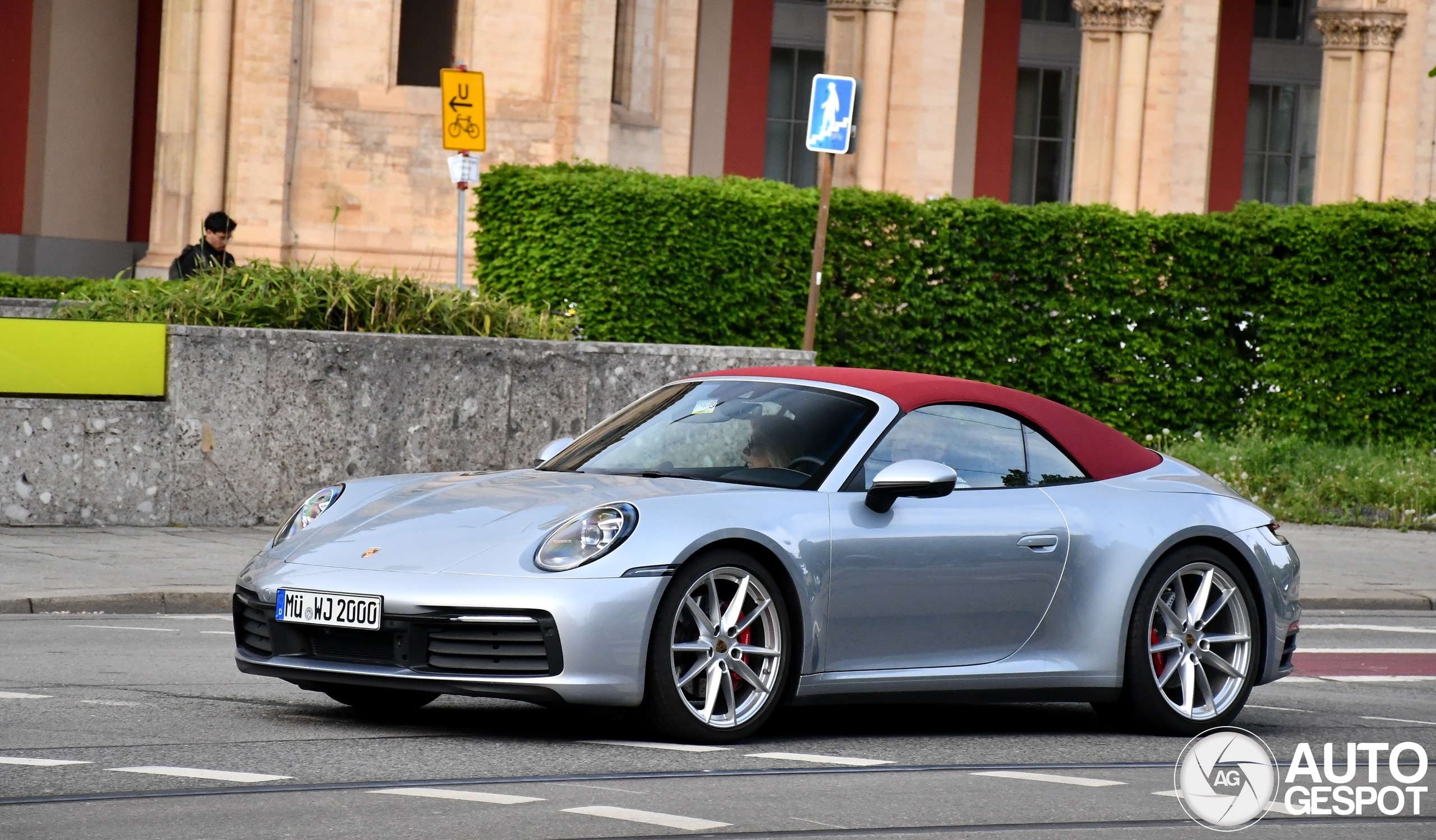 Porsche 992 Carrera S Cabriolet