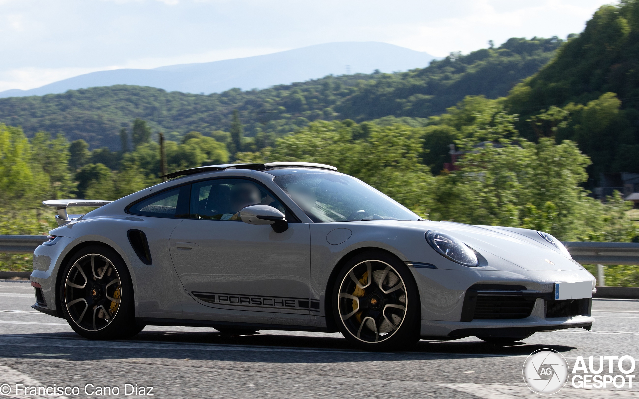 Porsche 992 Turbo S MkI