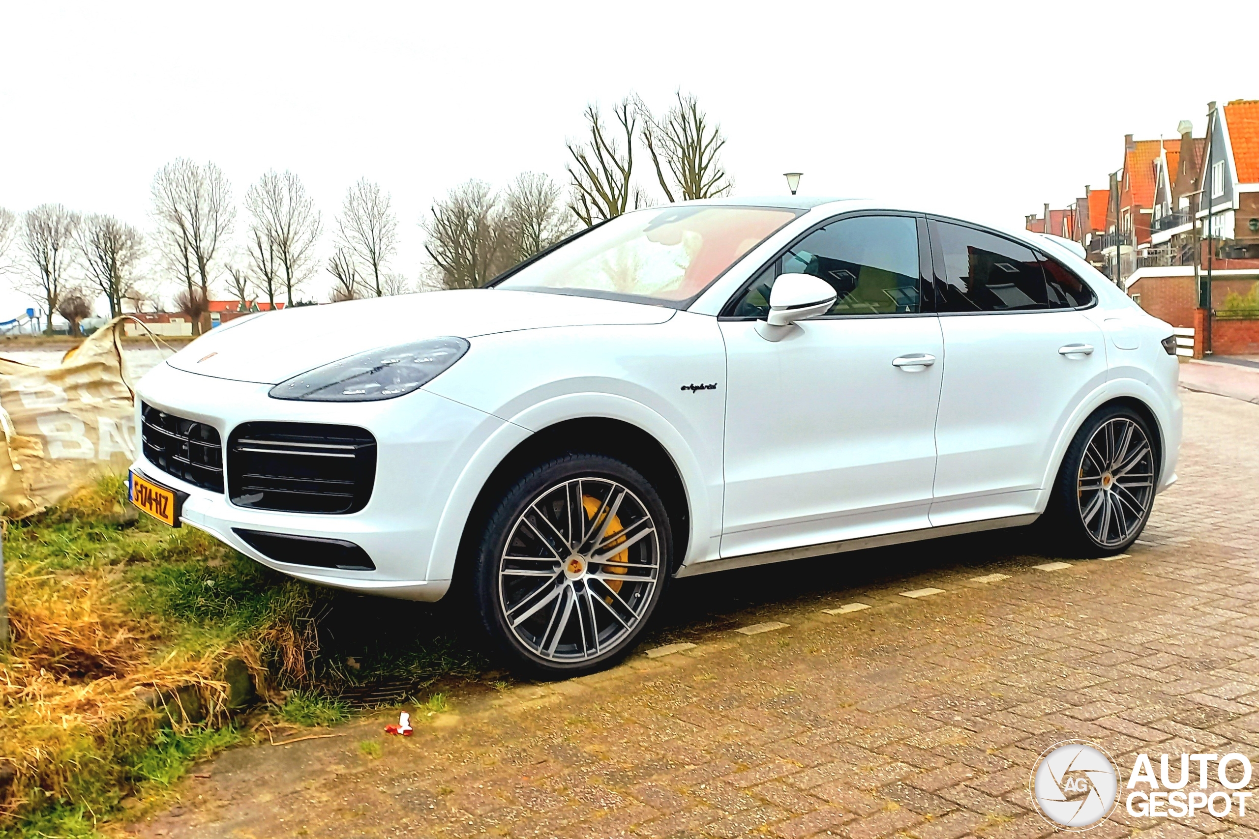 Porsche Cayenne Coupé Turbo S E-Hybrid