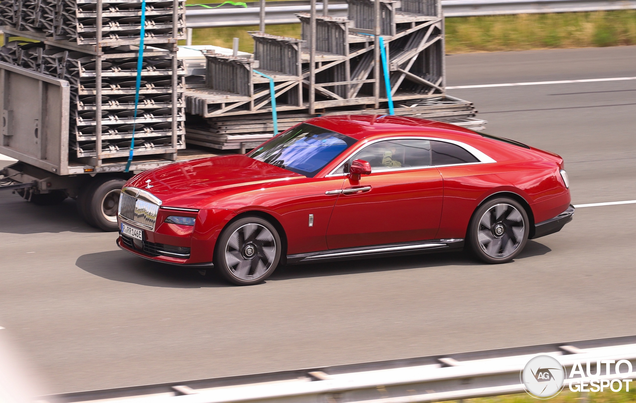 Rolls-Royce Spectre