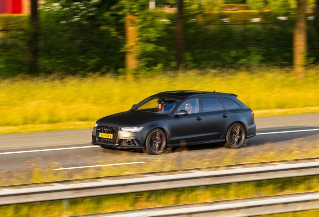 Audi RS6 Avant C7 2015
