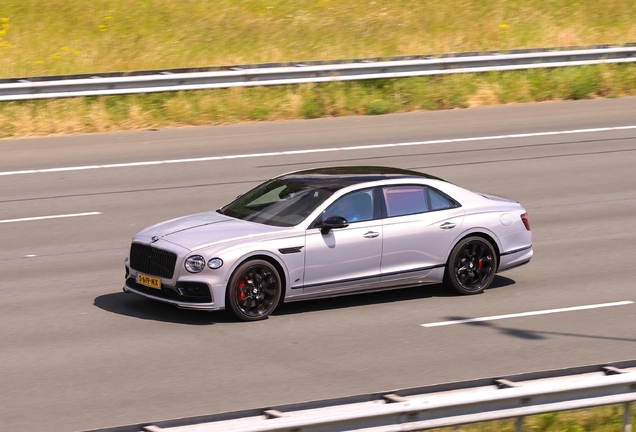 Bentley Flying Spur Hybrid S