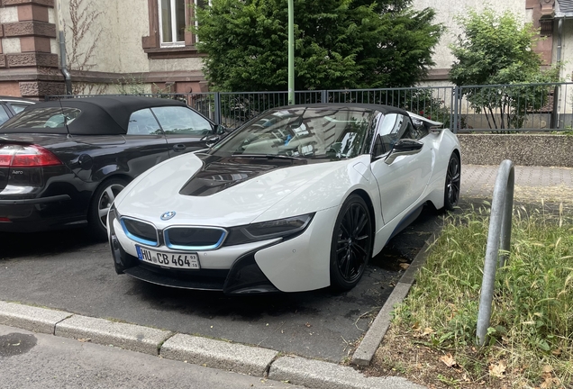 BMW i8 Roadster