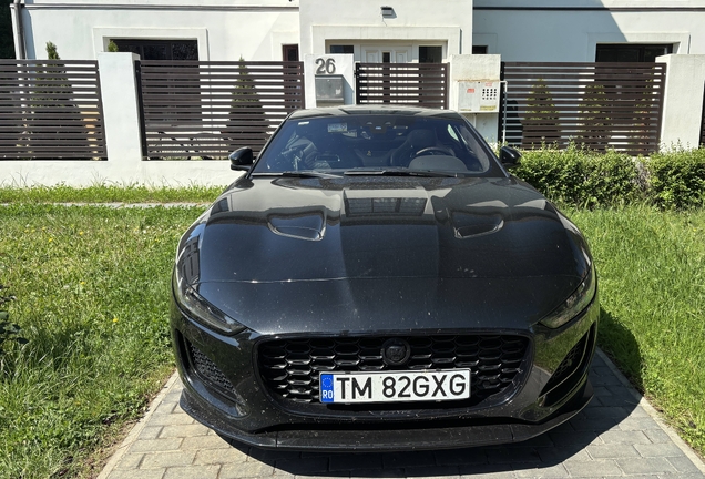 Jaguar F-TYPE P450 Coupé 2020