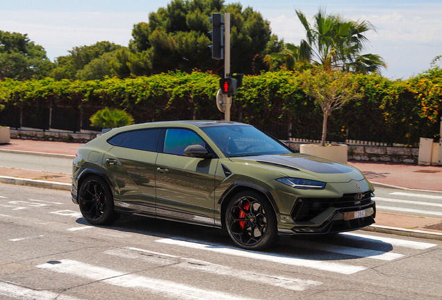 Lamborghini Urus Performante
