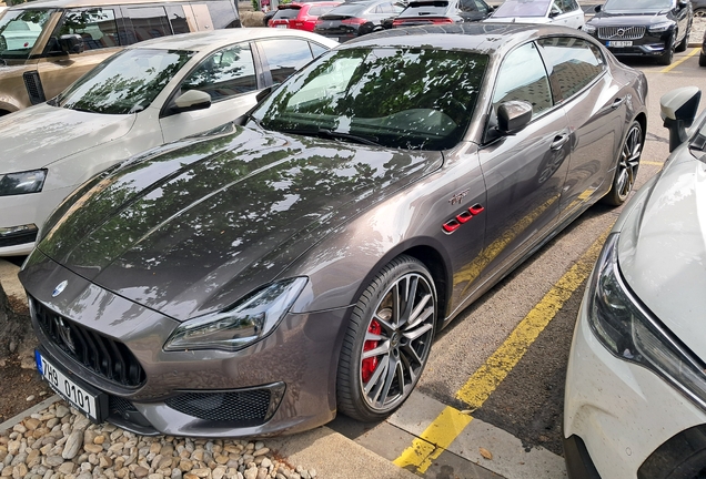 Maserati Quattroporte Trofeo