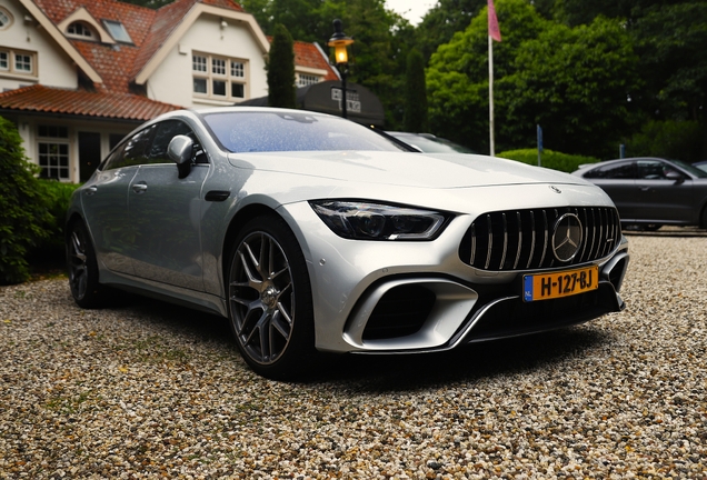 Mercedes-AMG GT 63 S X290