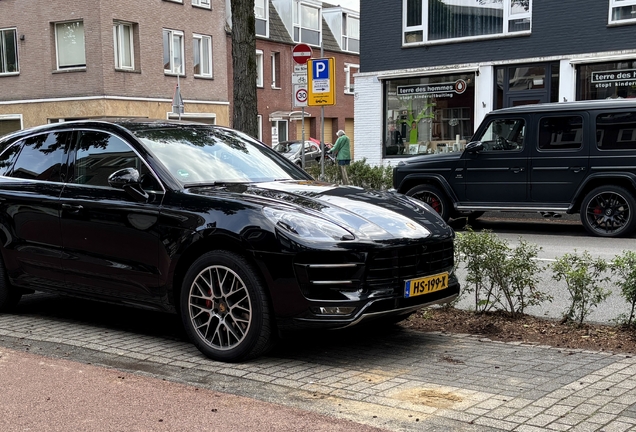 Porsche 95B Macan Turbo