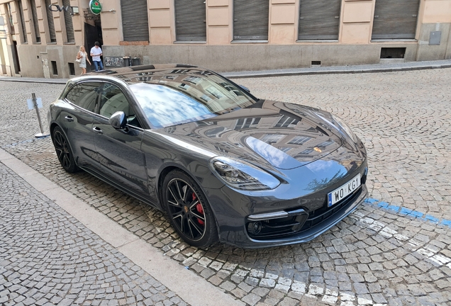 Porsche 971 Panamera GTS Sport Turismo
