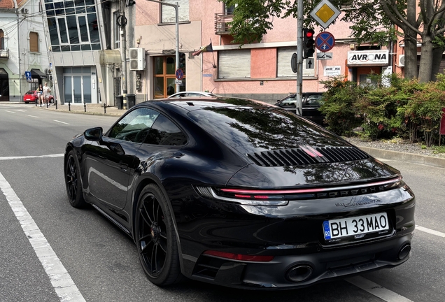 Porsche 992 Carrera GTS