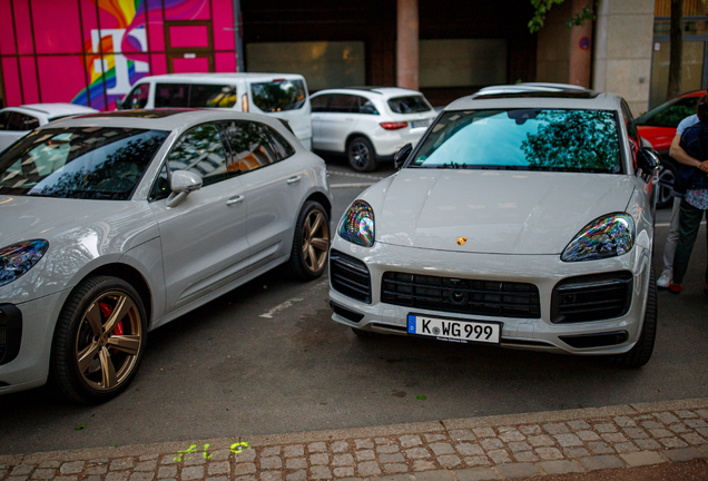 Porsche 9YA Cayenne GTS MkI