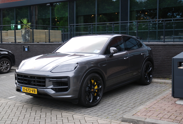 Porsche 9YA Cayenne Turbo E-Hybrid