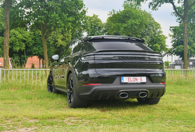 Porsche Cayenne Coupé Turbo E-Hybrid