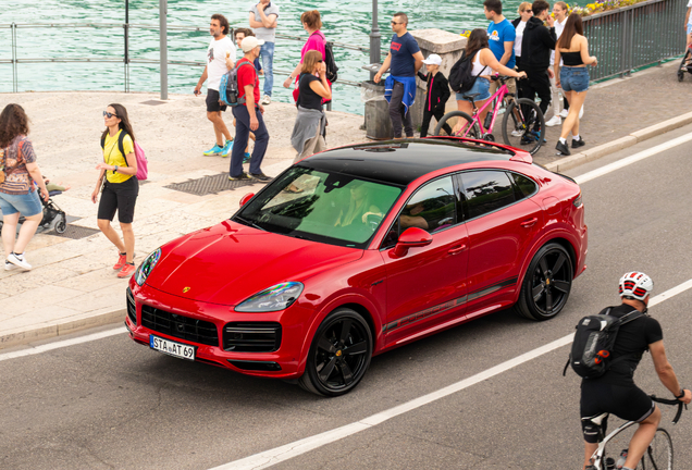 Porsche Cayenne Coupé Turbo S E-Hybrid