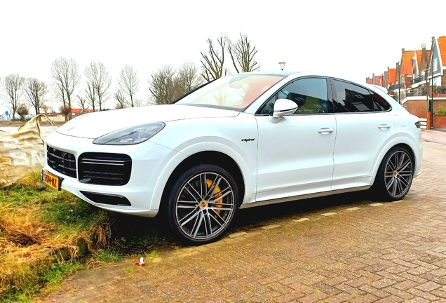 Porsche Cayenne Coupé Turbo S E-Hybrid