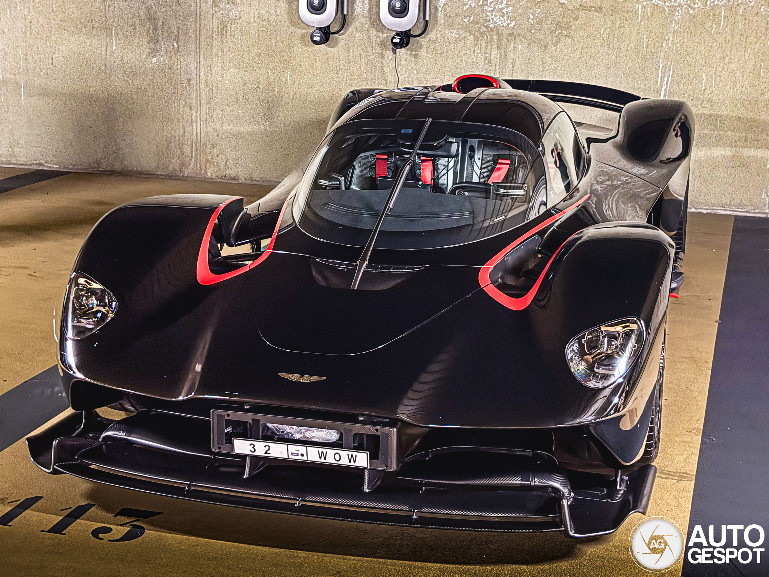 Deze kenden we al in Monaco toch: Aston Martin Valkyrie Spider in Monaco