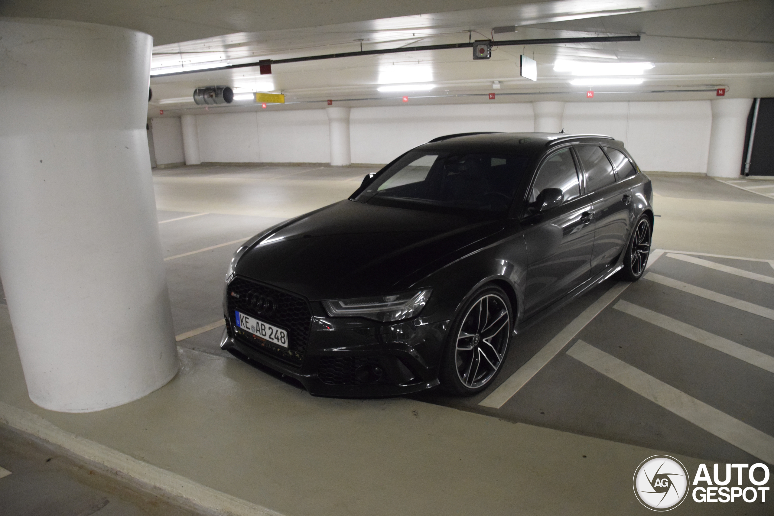 Audi RS6 Avant C7 2015