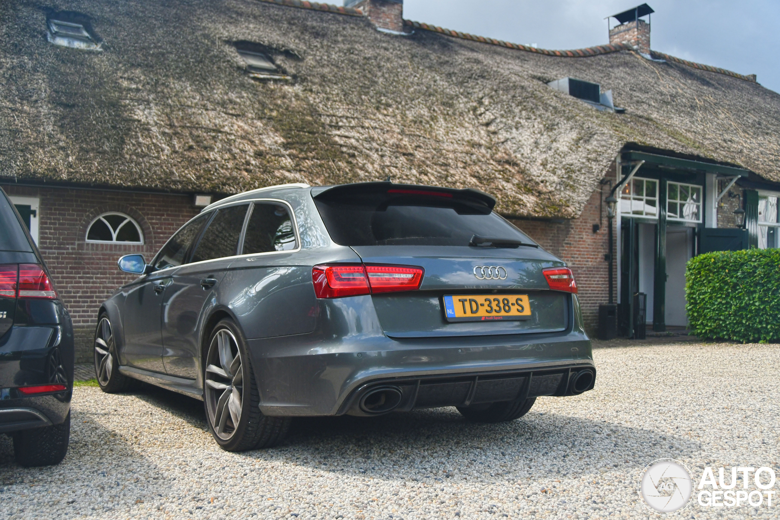 Audi RS6 Avant C7