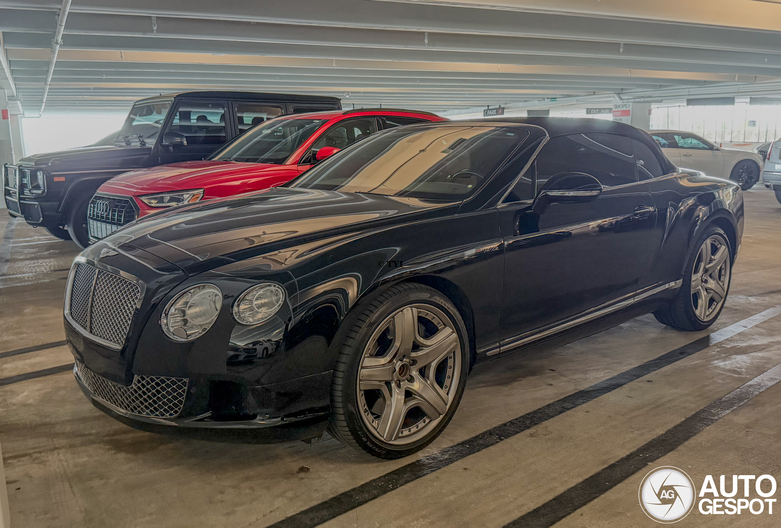 Bentley Continental GTC 2012