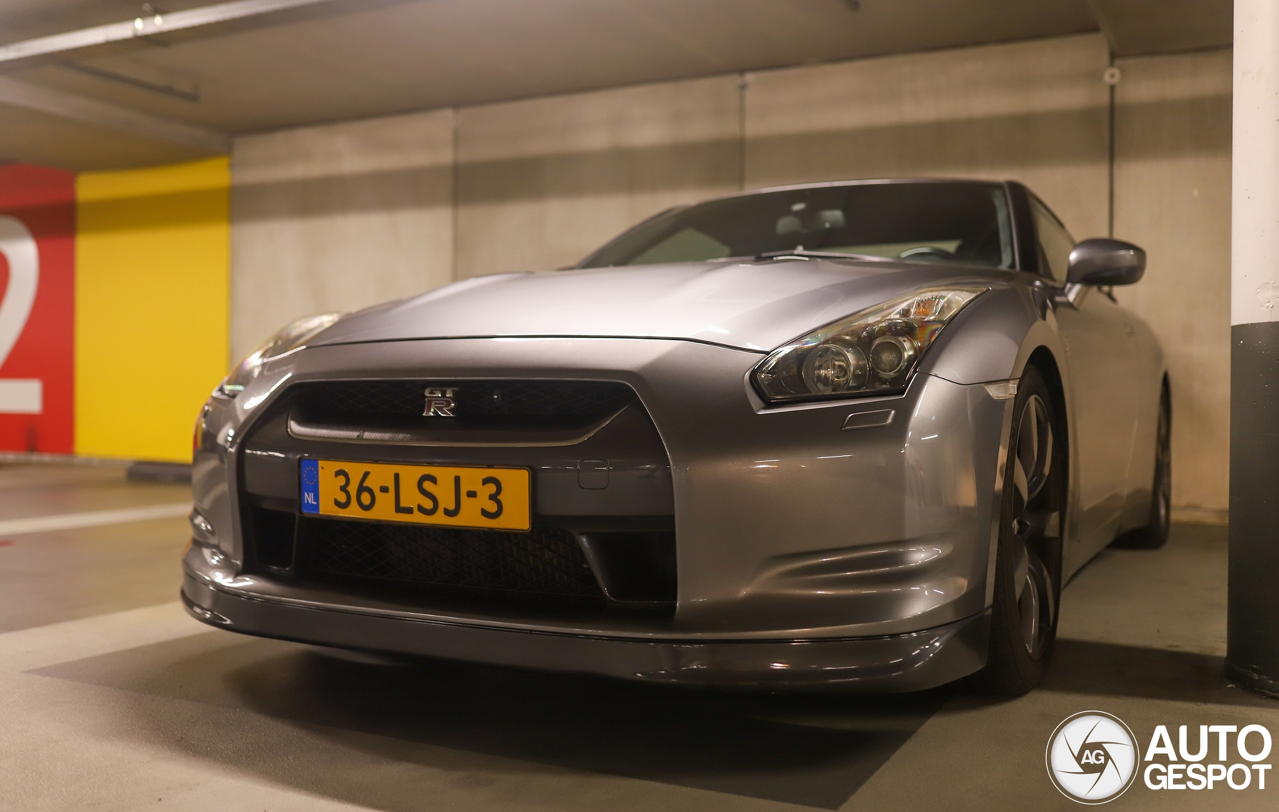Nissan GT-R