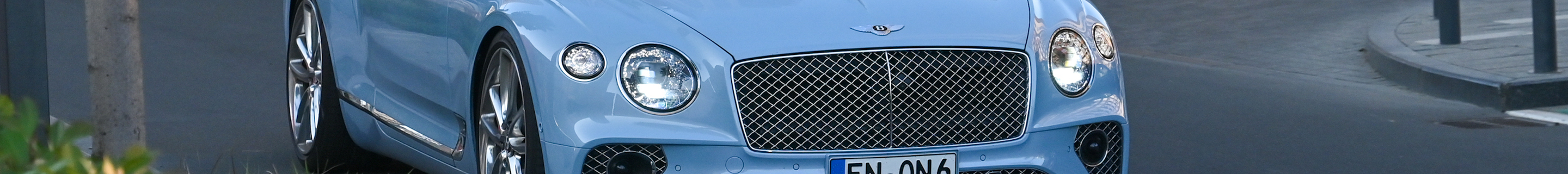 Bentley Continental GTC 2019