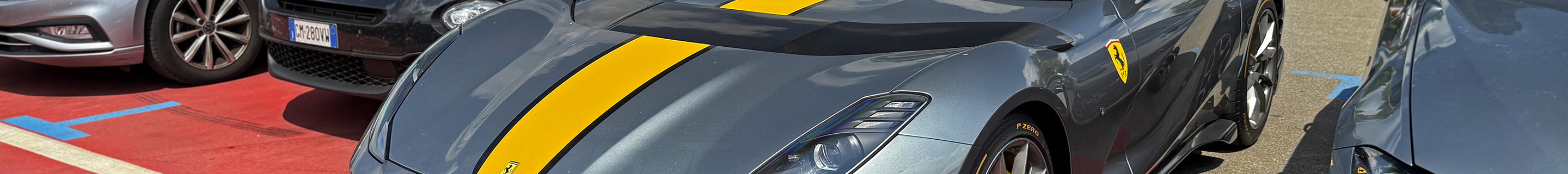 Ferrari 812 Competizione A